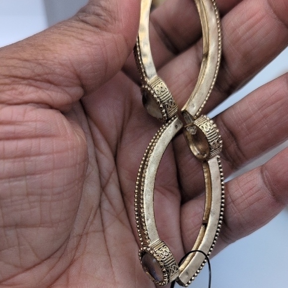 Chico's Stretch Goldtone Bracelet with Aurora Borealis Gem - Picture 4 of 6